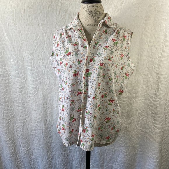 Vintage Tops - Vintage 70's button up shirt All over mini Floral print BoHo Hippie Sleeveless